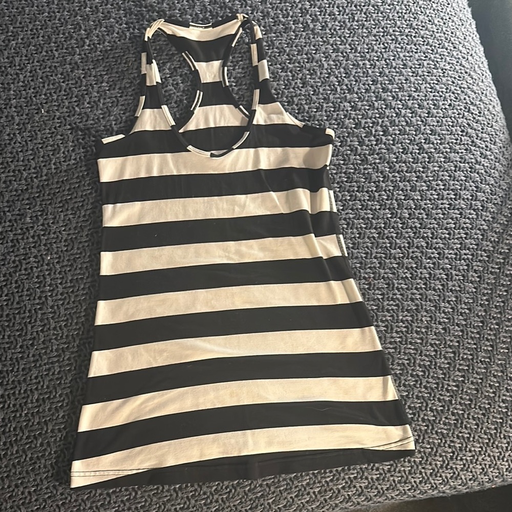 Lululemon Athletica Black and White Fitted racer back Tank Top